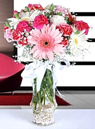 Karanfil ve Gerbera arajman� 